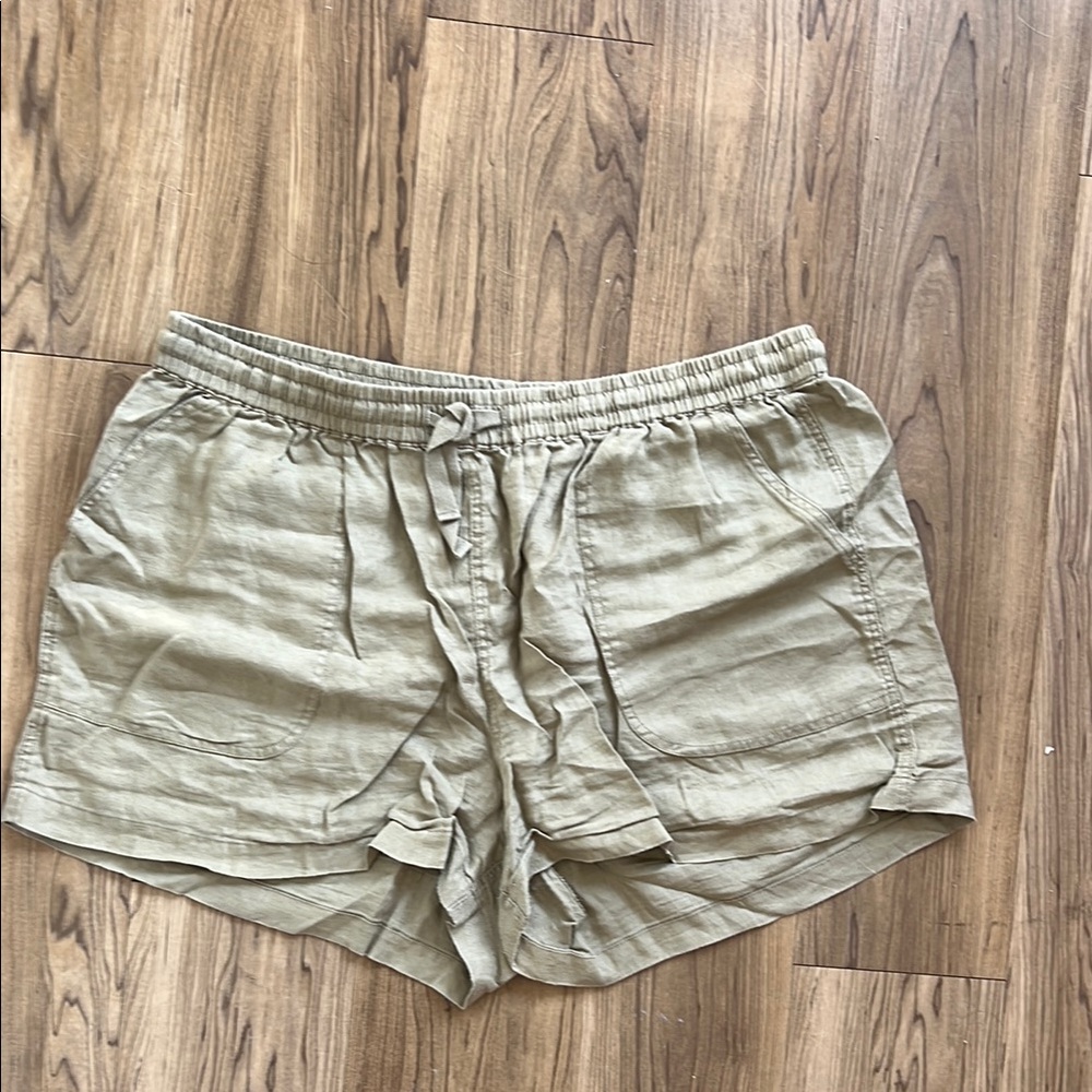 Quince Tan Cargo Shorts Elastic Waistband Relaxed Fit